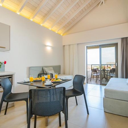 Stefan Village Hotel Agia Marina  Bagian luar foto