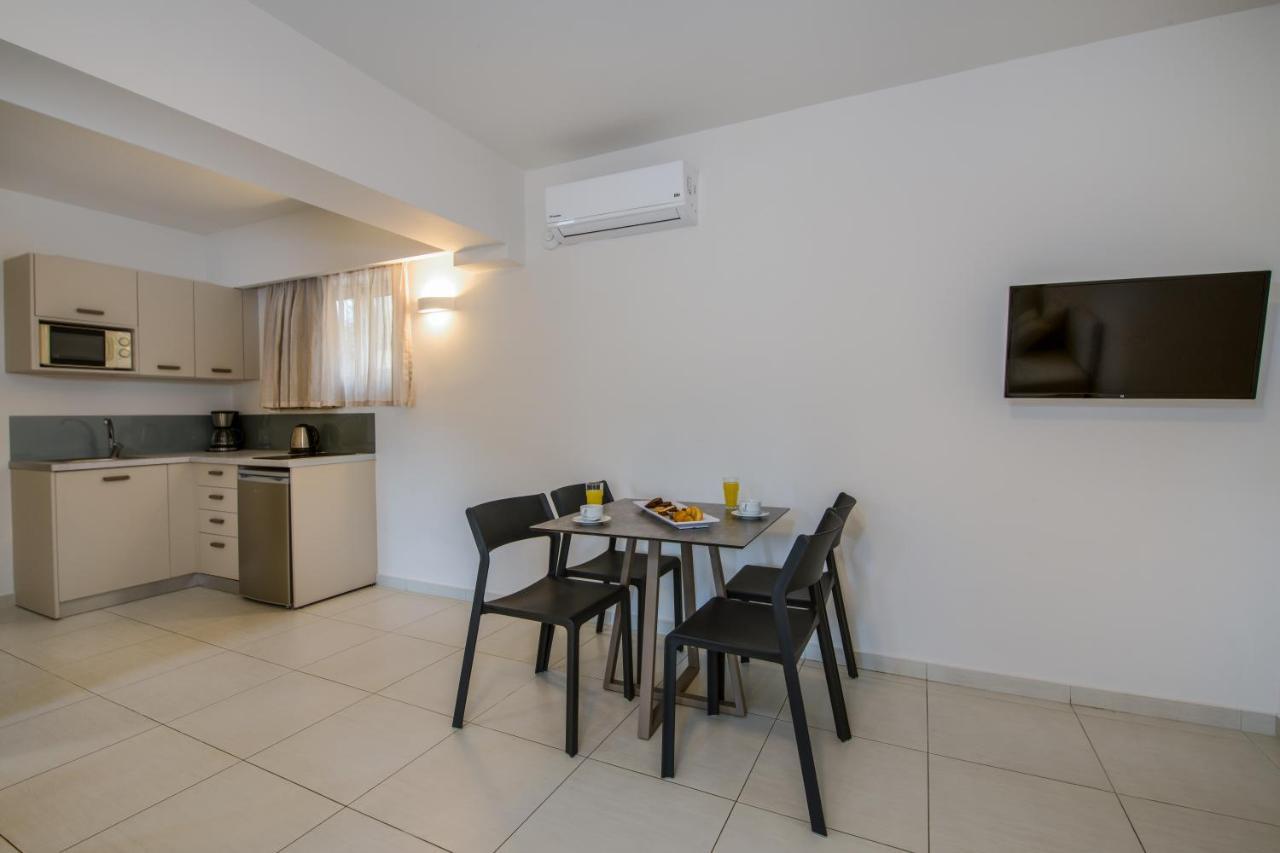 Stefan Village Hotel Agia Marina  Bagian luar foto