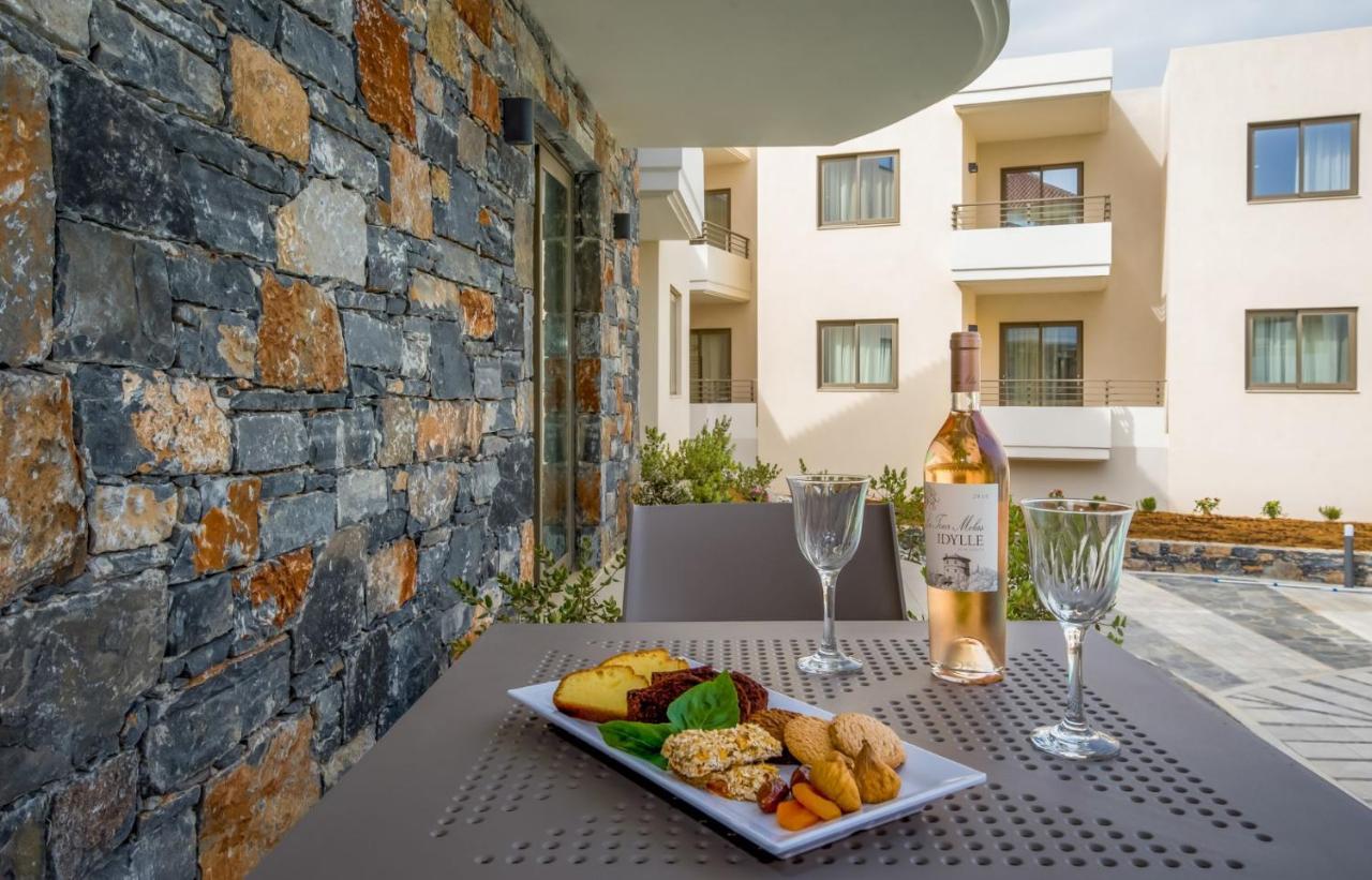Stefan Village Hotel Agia Marina  Bagian luar foto