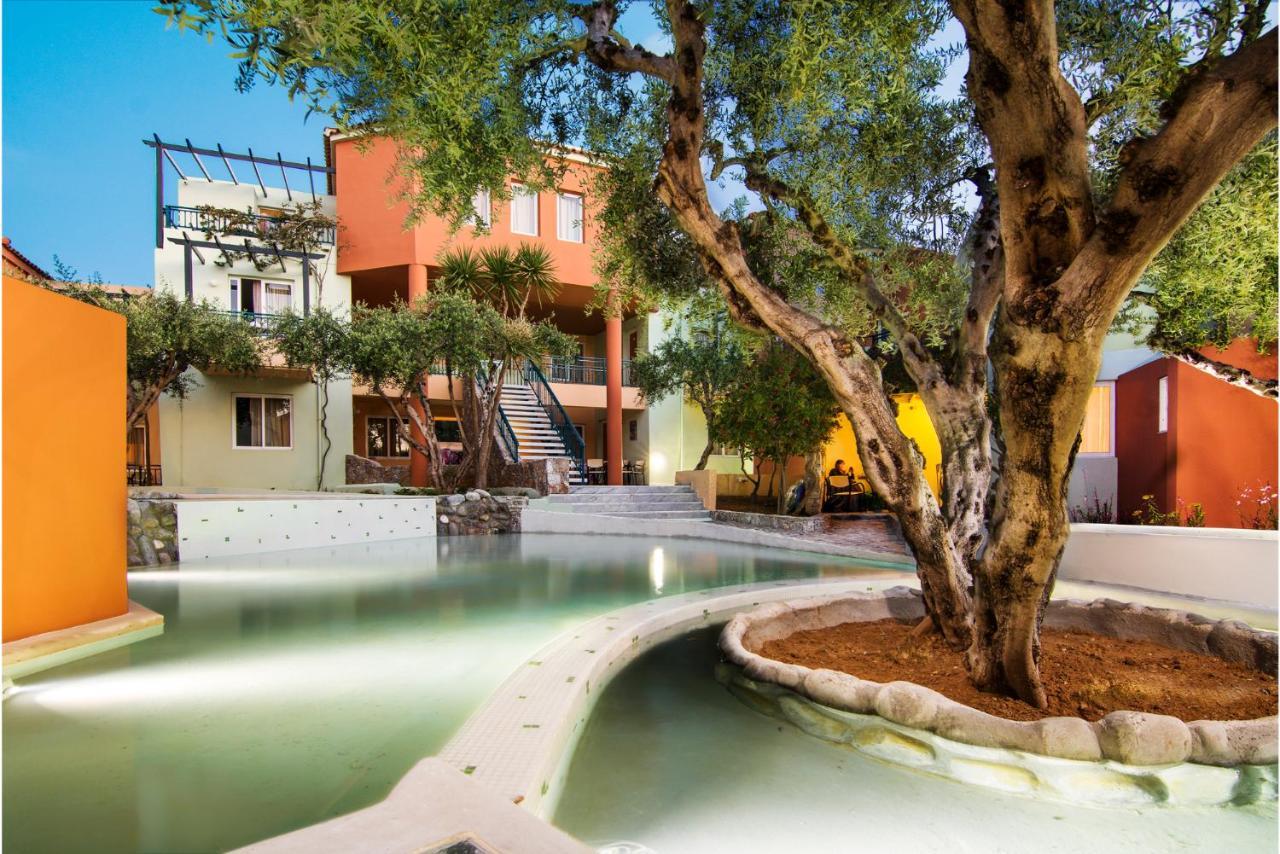 Stefan Village Hotel Agia Marina  Bagian luar foto