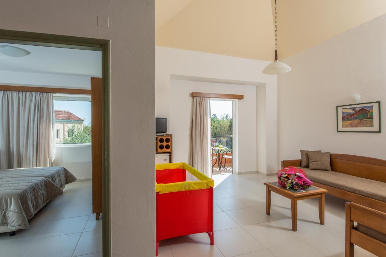 Stefan Village Hotel Agia Marina  Bagian luar foto
