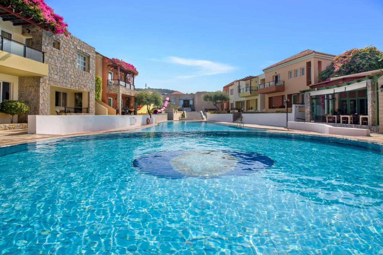 Stefan Village Hotel Agia Marina  Bagian luar foto