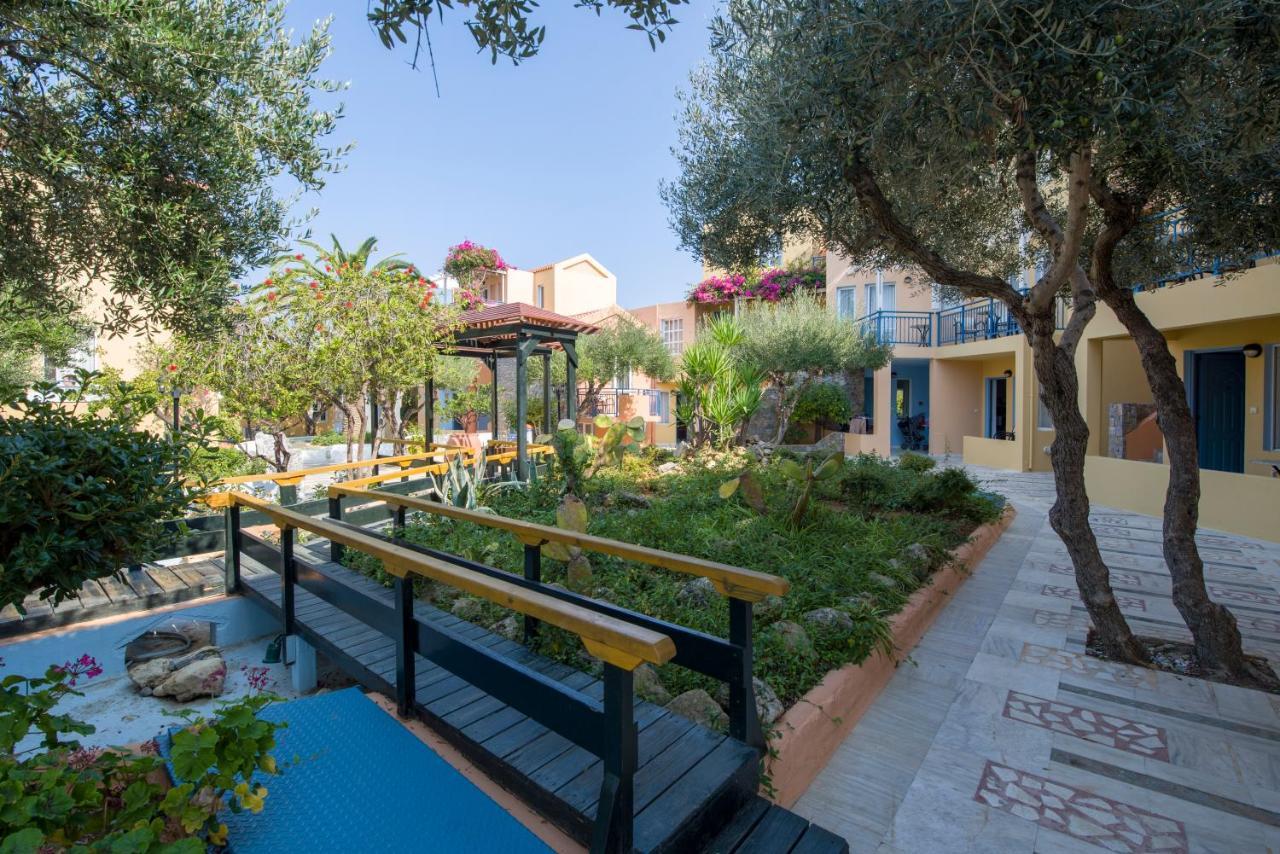 Stefan Village Hotel Agia Marina  Bagian luar foto